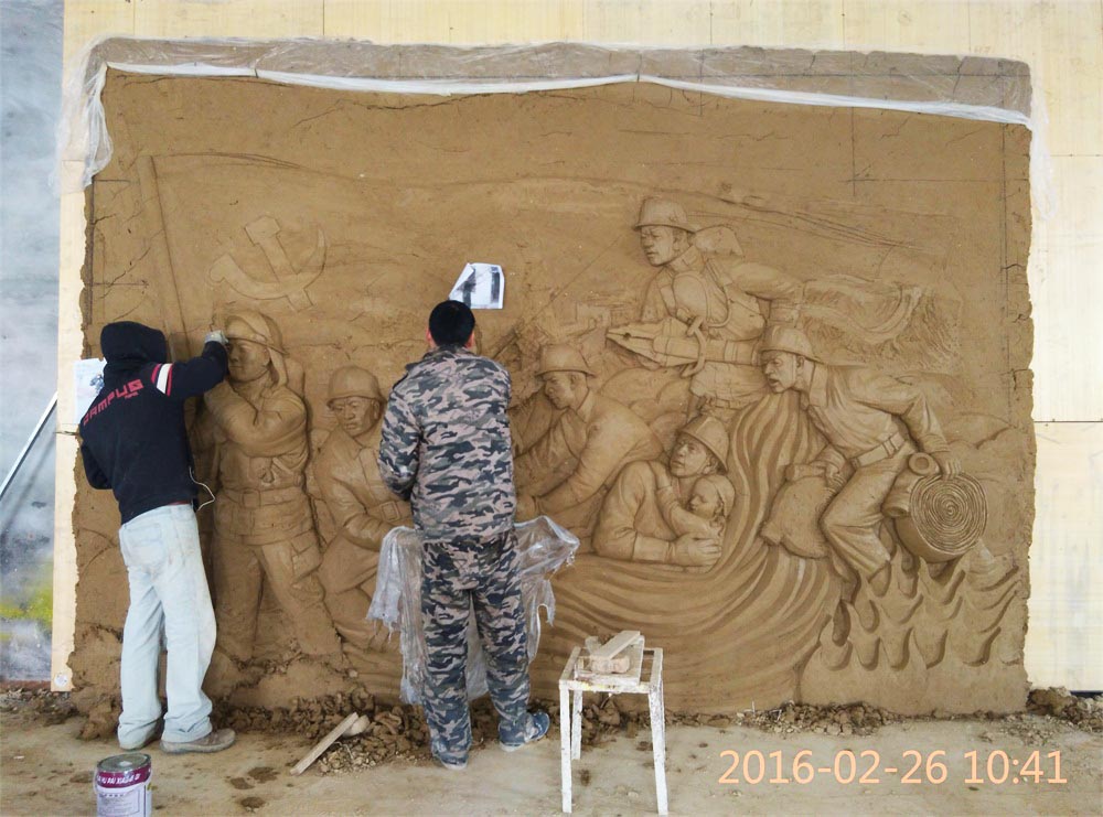 工程公告：消防題材玻璃鋼浮雕泥塑即將完工。